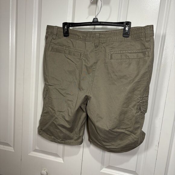 Gander Mtn Cargo Shorts Mens 38 Outdoor Hiking Utility Khaki Pockets Trailcore - Picture 3 of 10